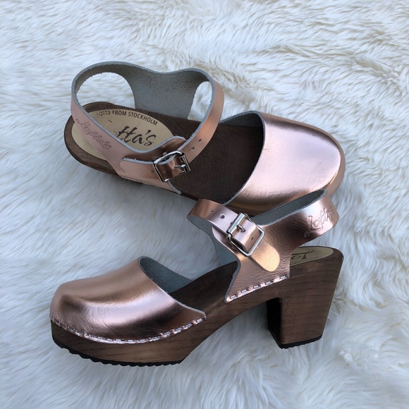 rose gold clogs